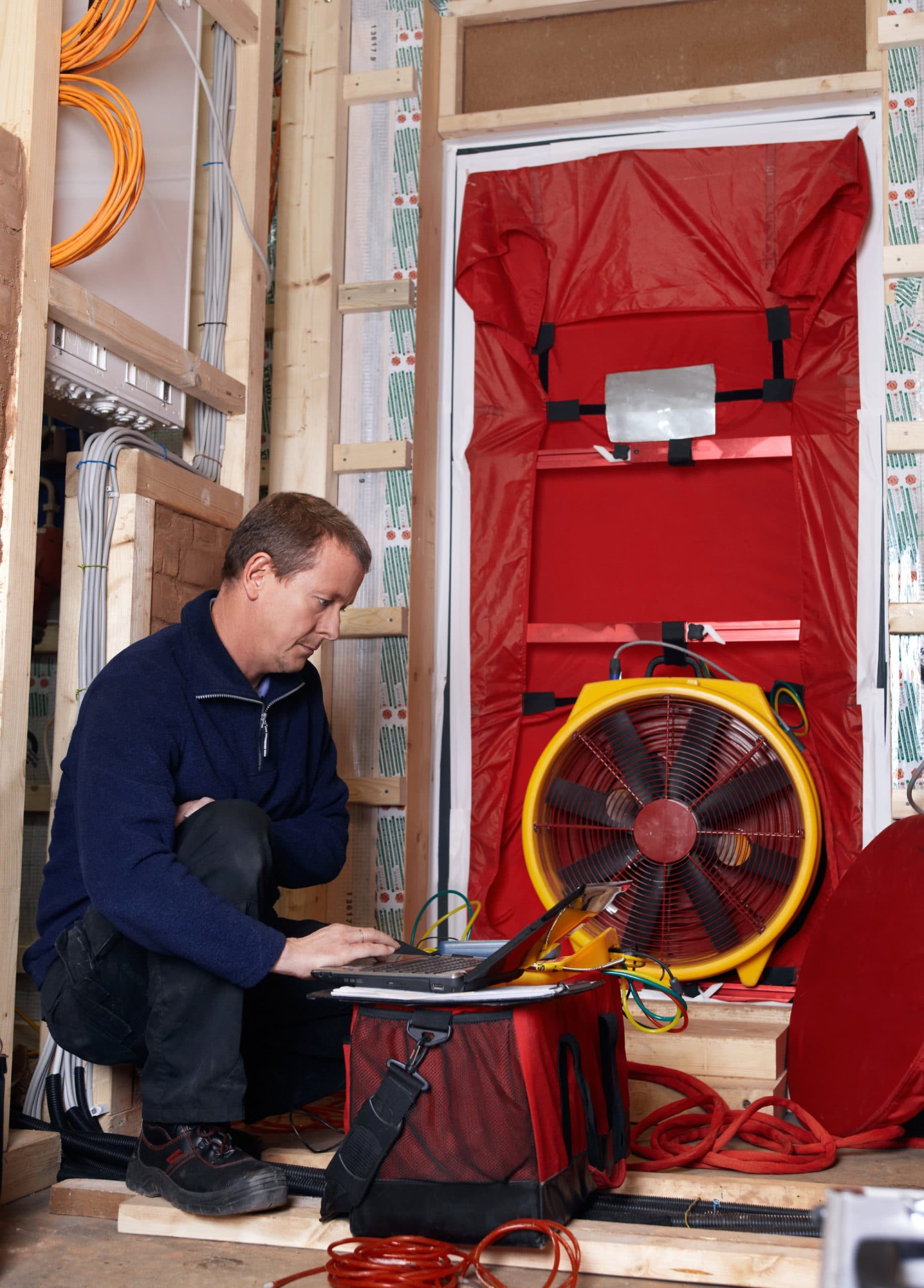 blower door test